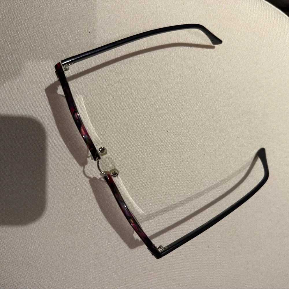 Ray-Ban Clubmaster Sunglasses with Black and Pink Frame - Picture 6 of 9